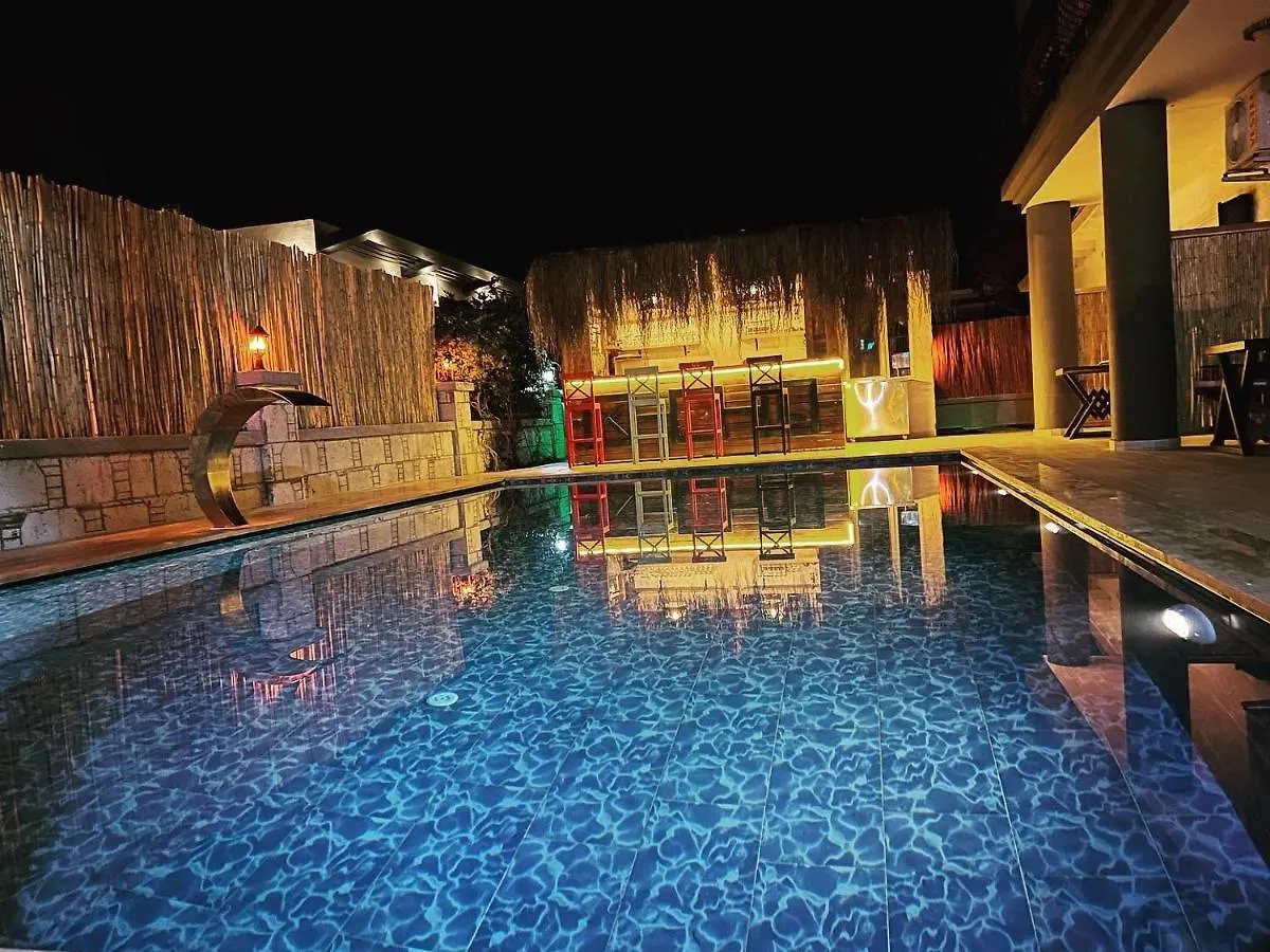 Alacati Xl Luxury Hotel Çeşme 0*,  Turkiet