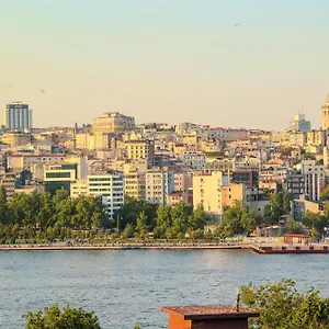 oteli̇ zi̇yaret edi̇n